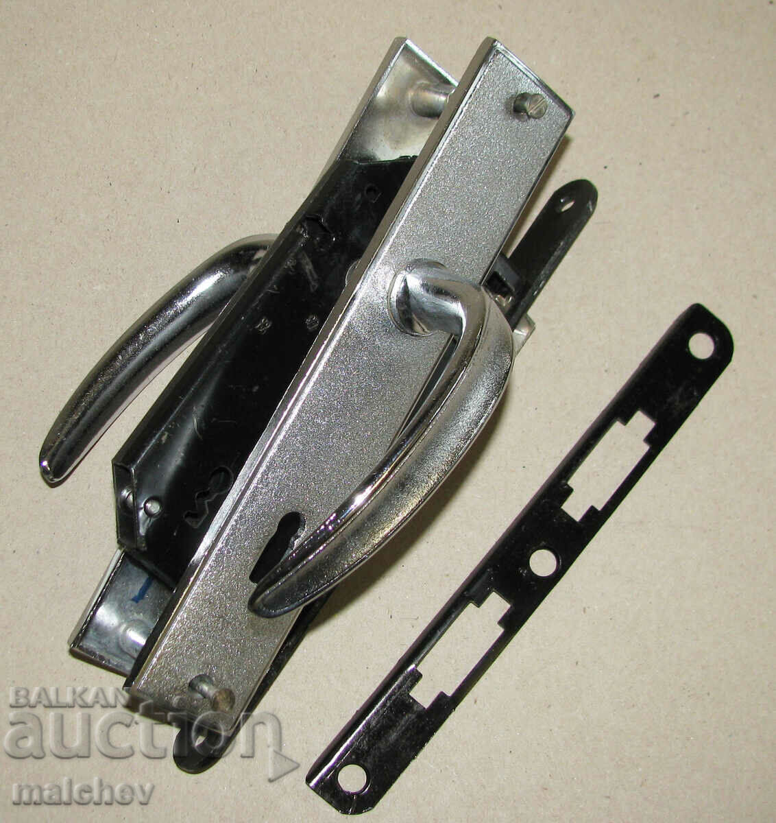 Set of 1 lock ordinary m.c. 7 cm + plank + handles