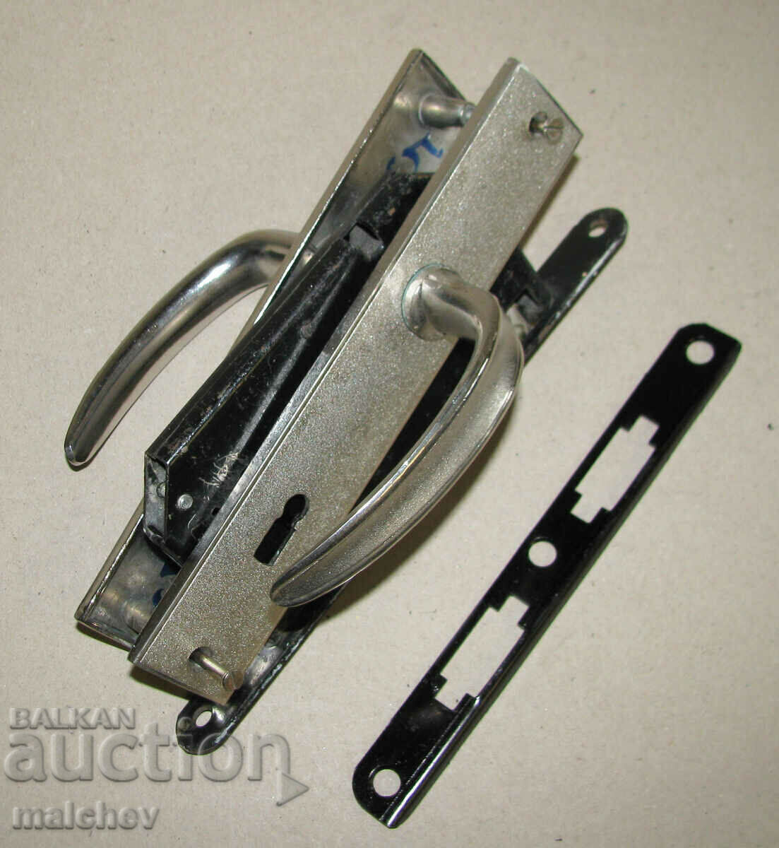 Set of 5 locks ordinary m.c. 7 cm + plank + handles