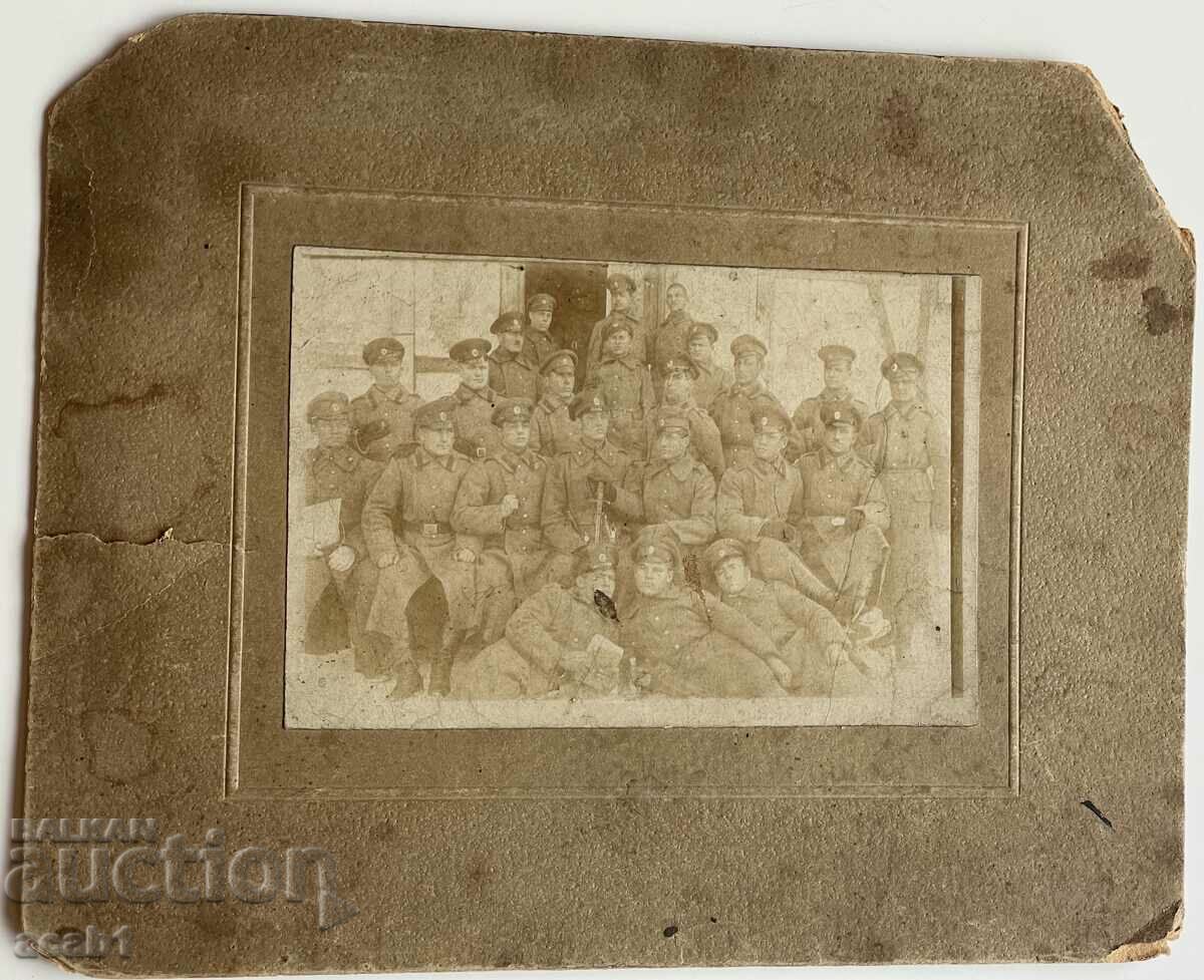 Company soldiers with price 11.99 BGN | € 6.13 Company soldiers with price 11.99 BGN | € 6.13