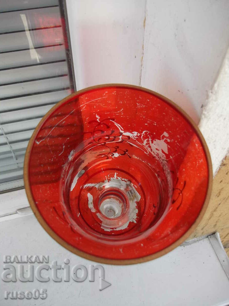 Suport de lumanare din sticla pentru o lumanare cu preț 10.00 BGN | € 5.11