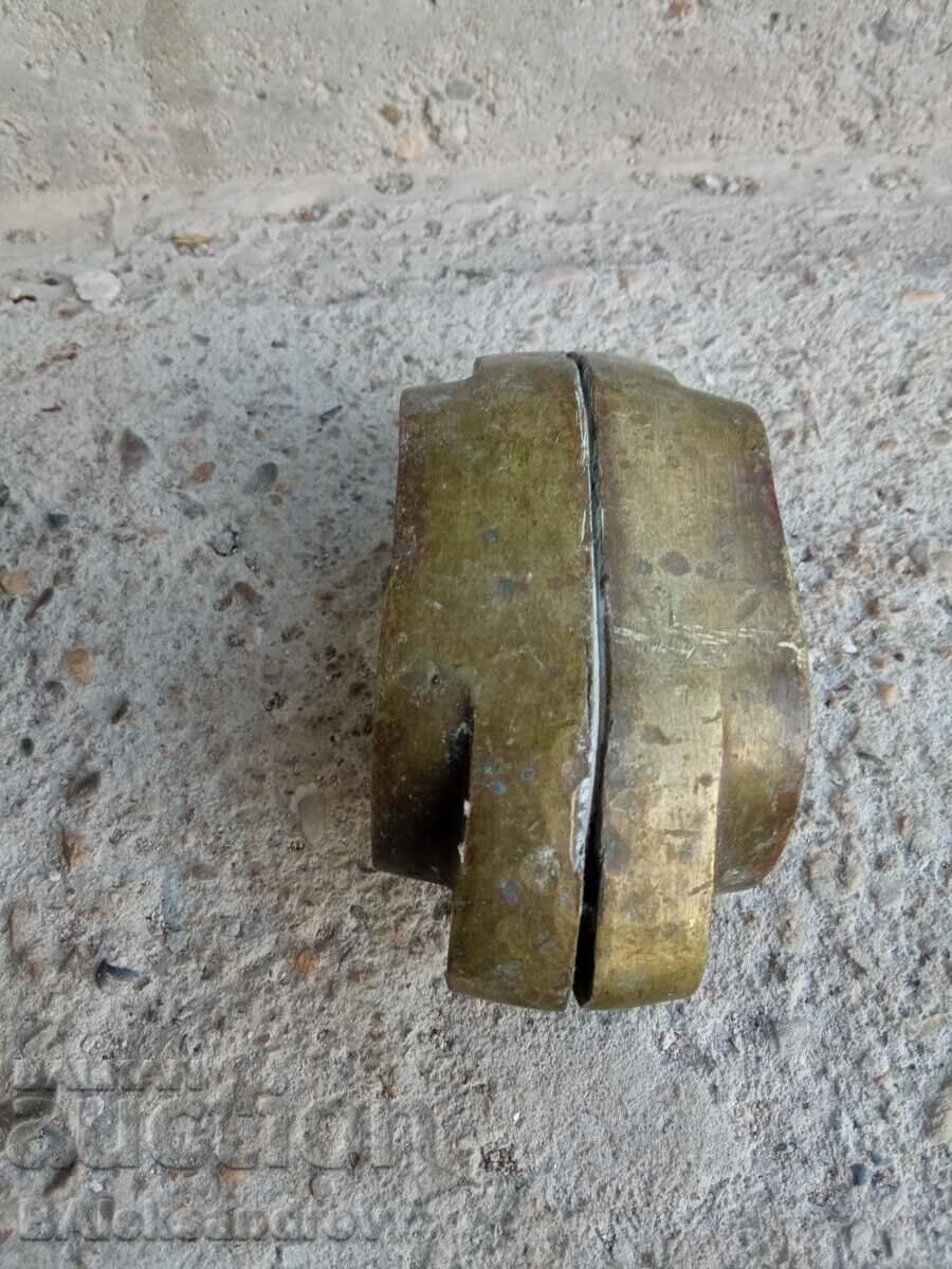 Rare goldsmith's pie, mold for castings with price 52.00 BGN | € 26.59 Rare goldsmith's pie, mold for castings with price 52.00 BGN | € 26.59