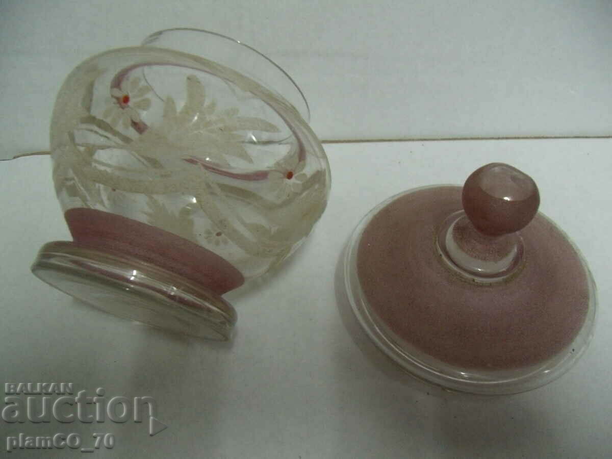 Auction No.*7601 old glass sugar bowl / bonbonniere - with ornaments Auction No.*7601 old glass sugar bowl / bonbonniere - with ornaments