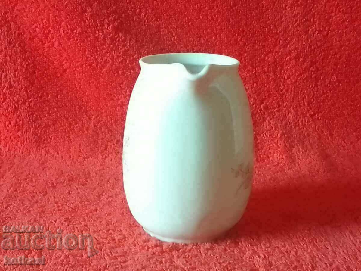 Παλιά κανάτα πορσελάνης latiere KAHLA GDR ΓΕΡΜΑΝΙΑ ΛΔΓ ΓΕΡΜΑΝΙΑ με τιμή 10.50 BGN | € 5.37 Παλιά κανάτα πορσελάνης latiere KAHLA GDR ΓΕΡΜΑΝΙΑ ΛΔΓ ΓΕΡΜΑΝΙΑ με τιμή 10.50 BGN | € 5.37