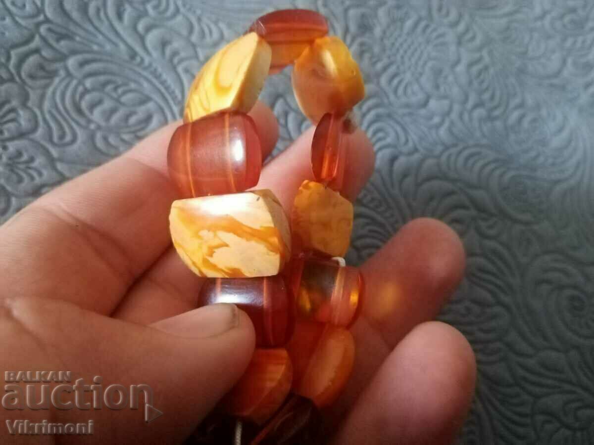 Bracelet natural amber and royal with price 65.00 BGN | € 33.23