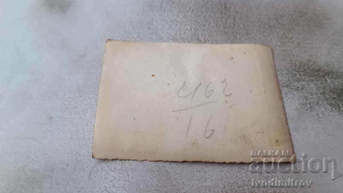 Foto Sofia Două femei la plimbare cu preț 2.45 BGN | € 1.25 Foto Sofia Două femei la plimbare cu preț 2.45 BGN | € 1.25