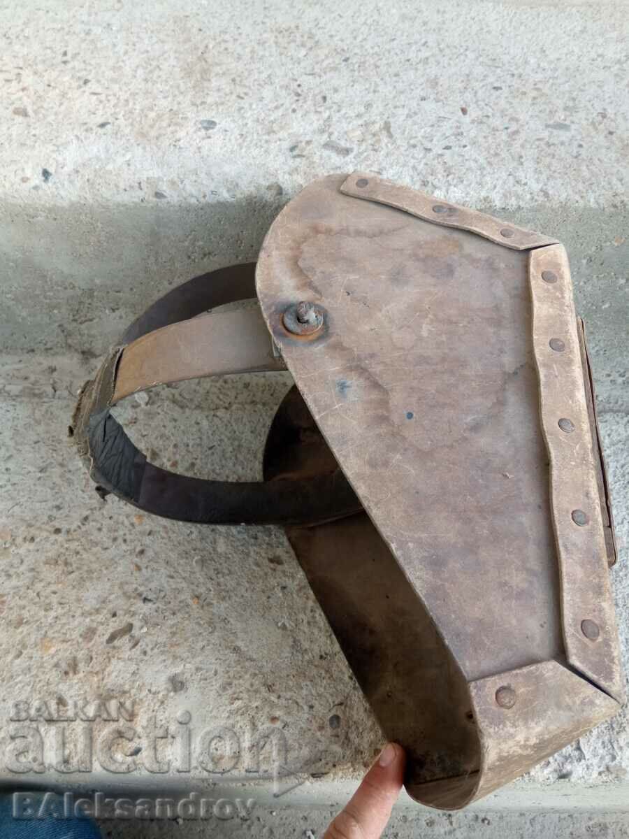 Delivery of Old welding mask