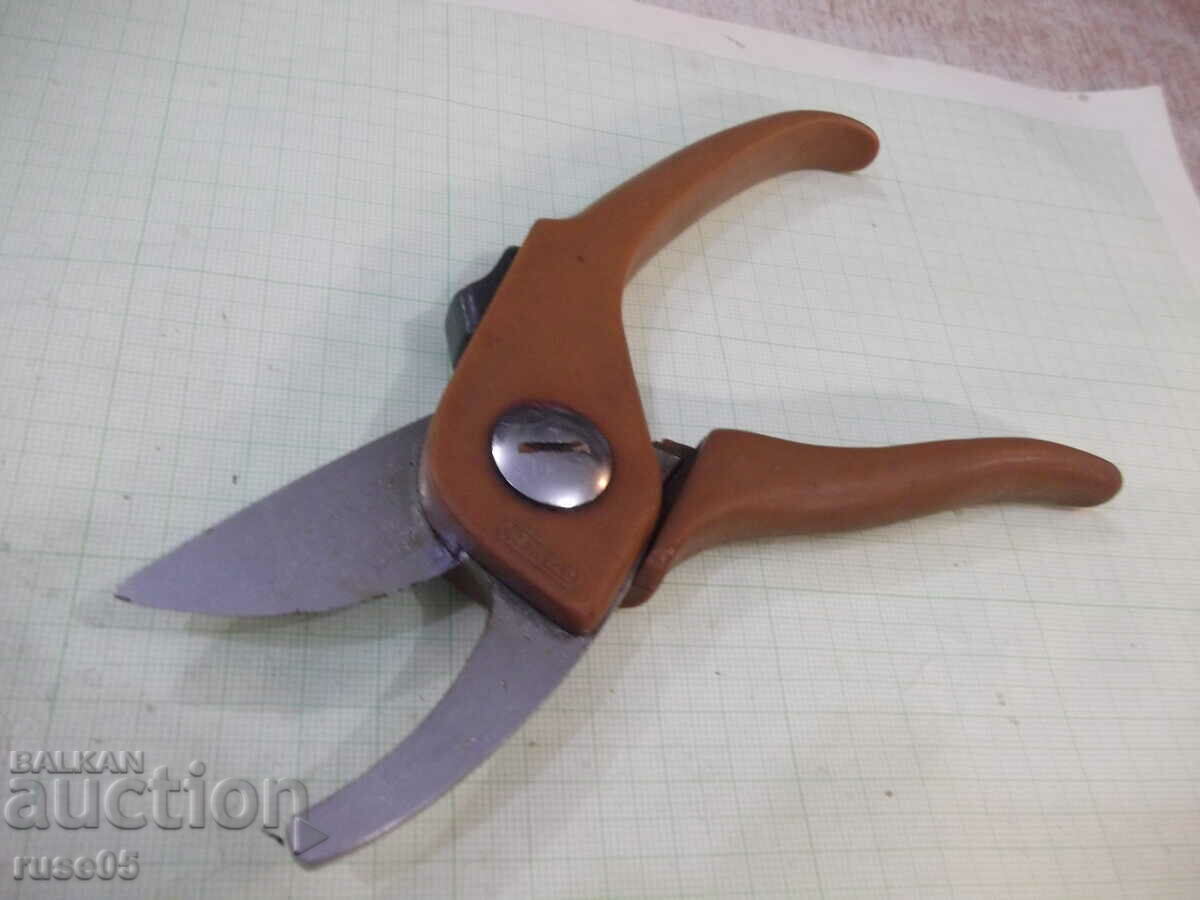 Delivery of Scissors "STANLEY" viticulture Delivery of Scissors "STANLEY" viticulture
