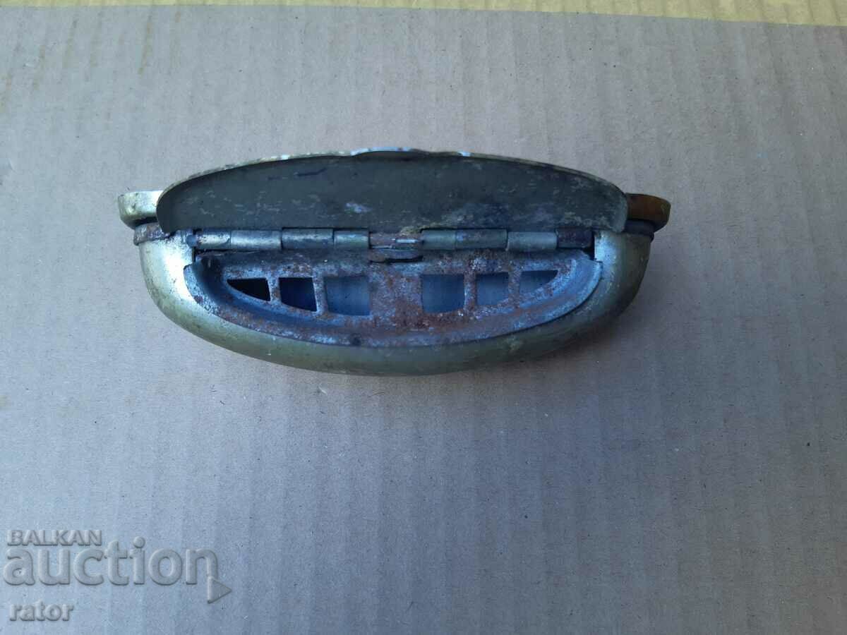 Auction  Ashtray from an old, vintage car