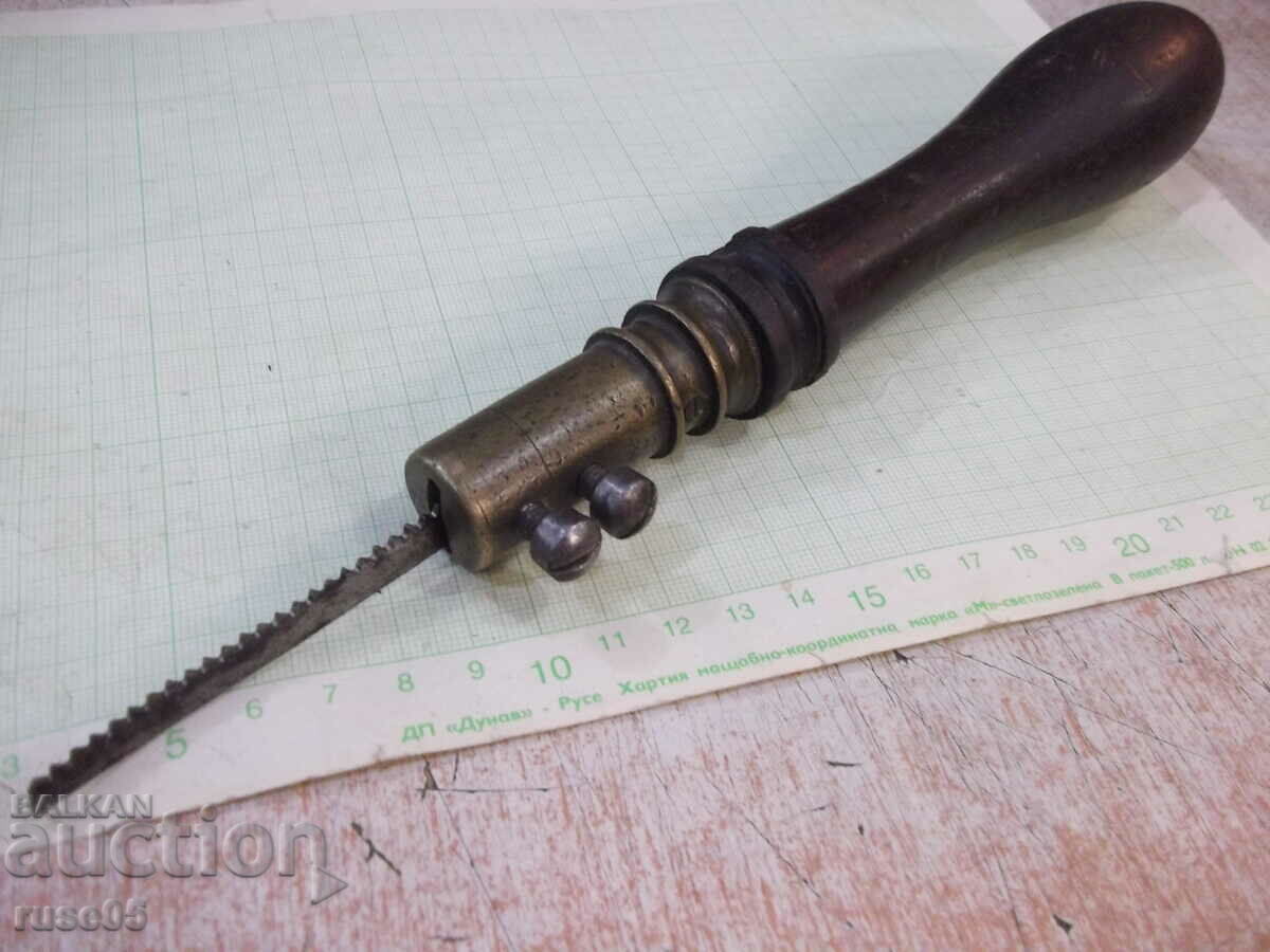 Hand saw old folding with price 25.00 BGN | € 12.78 Hand saw old folding with price 25.00 BGN | € 12.78