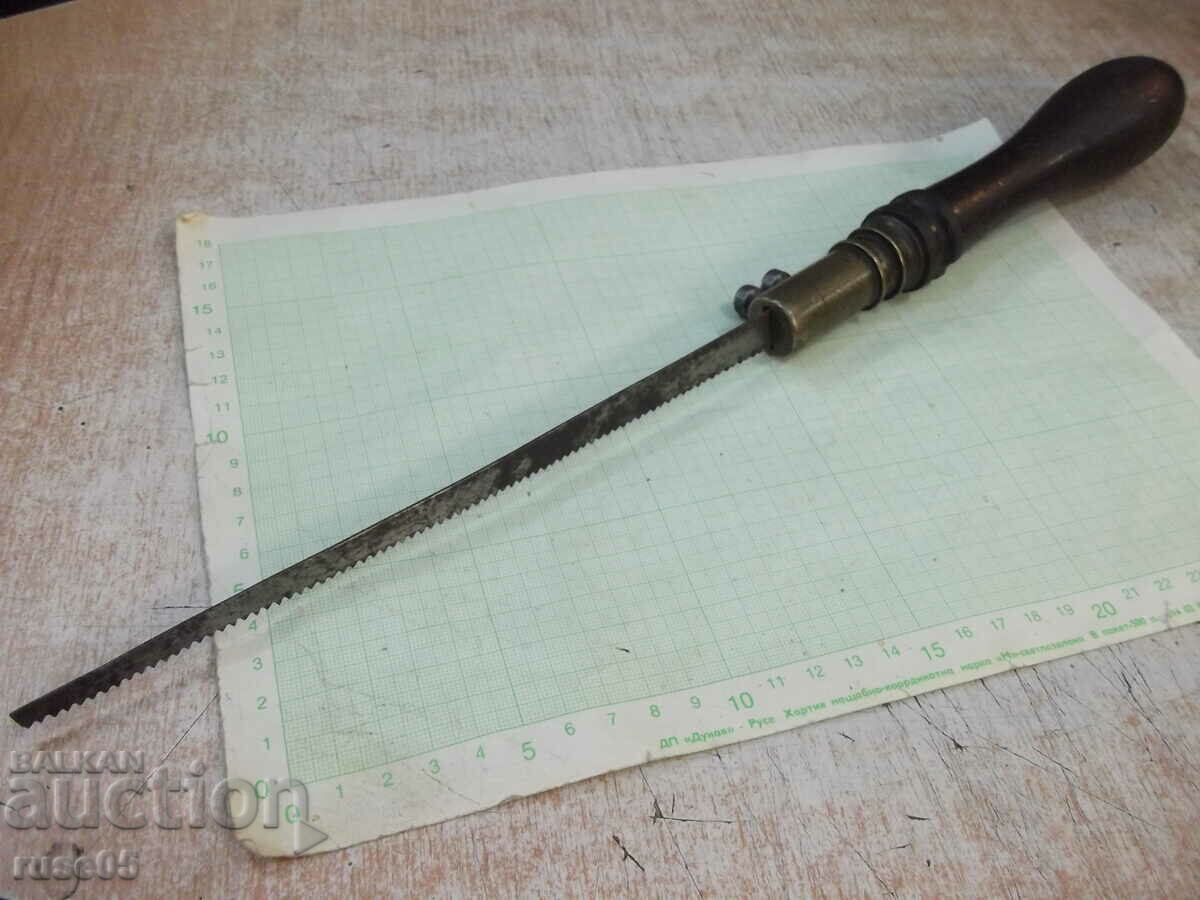 Delivery of Hand saw old folding Delivery of Hand saw old folding