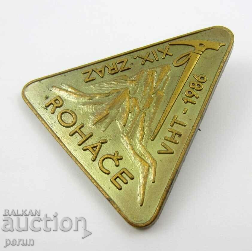 Delivery of ALPINISM-ALPINIST-OLD BADGE-BRONZE-CZECH REPUBLIC-1986 Delivery of ALPINISM-ALPINIST-OLD BADGE-BRONZE-CZECH REPUBLIC-1986