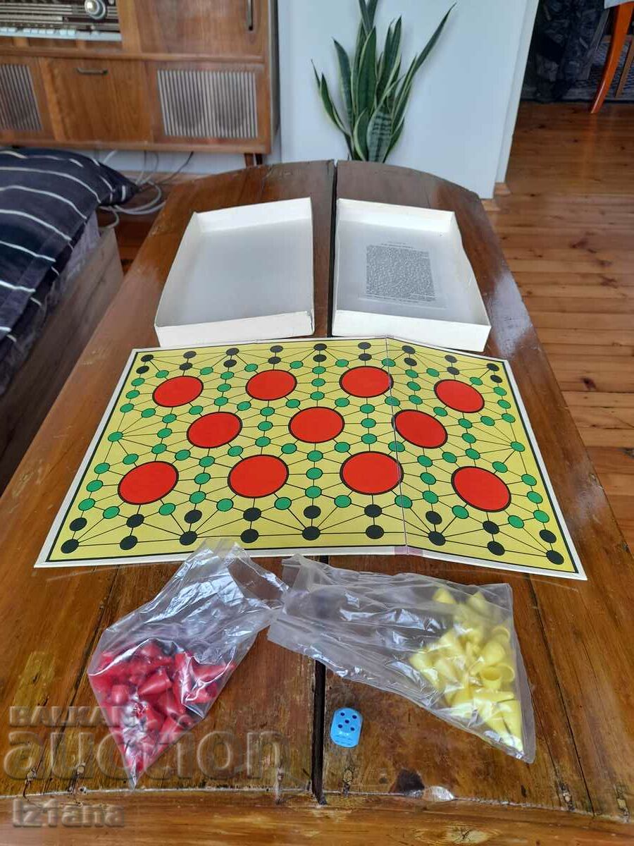 Auction An old children's game Riders Auction An old children's game Riders