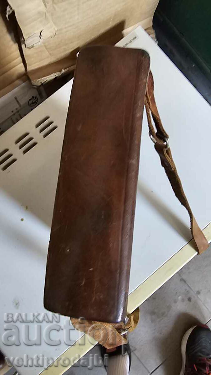 Παλιά στρατιωτική δερμάτινη τσάντα με τιμή 35.00 BGN | € 17.90 Παλιά στρατιωτική δερμάτινη τσάντα με τιμή 35.00 BGN | € 17.90