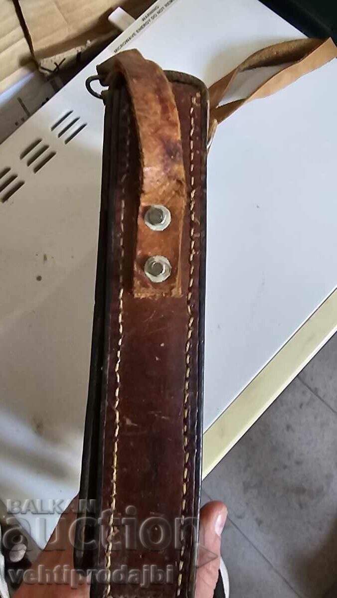 Παράδοση Παλιά στρατιωτική δερμάτινη τσάντα Παράδοση Παλιά στρατιωτική δερμάτινη τσάντα