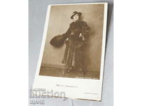 Fotografie cu carte poștală veche Actrița BETTY DARMAND