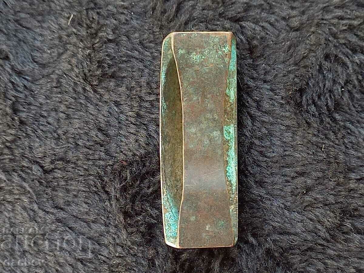 Παράδοση Silver Vertebra από την Great Sophia Silver Belt for Nosia