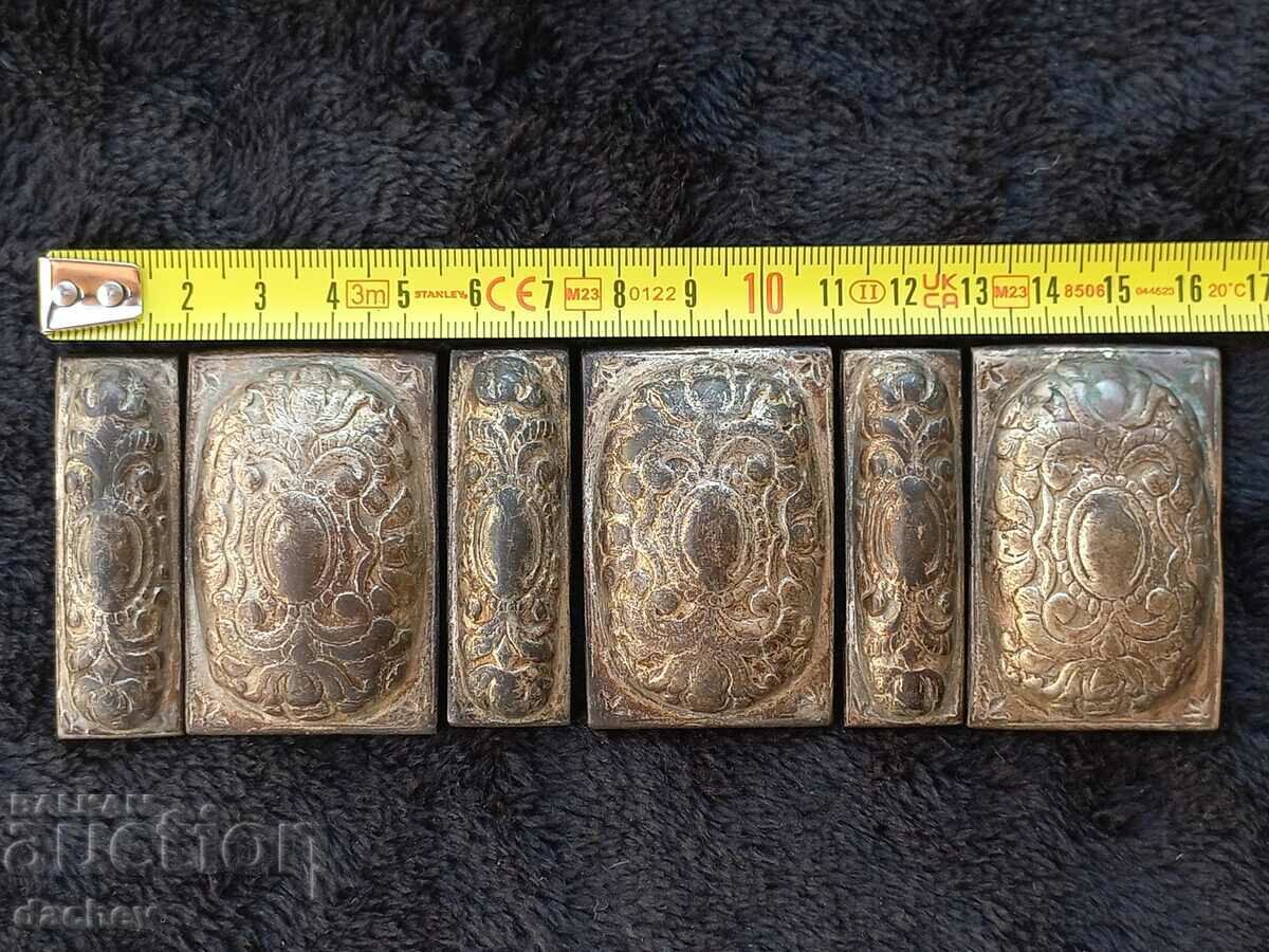 Vertebre de argint de la Sofia Silver Belt pentru Nosia 146g cu preț 150.00 BGN | € 76.69 Vertebre de argint de la Sofia Silver Belt pentru Nosia 146g cu preț 150.00 BGN | € 76.69