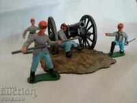 SOLDAȚI DE TUUN SOLDAT