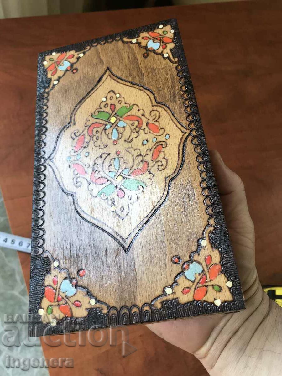 Delivery of BOX WOOD PYROGRAPH DRAWING ANTIQUE FROM SOCA MOSTRA