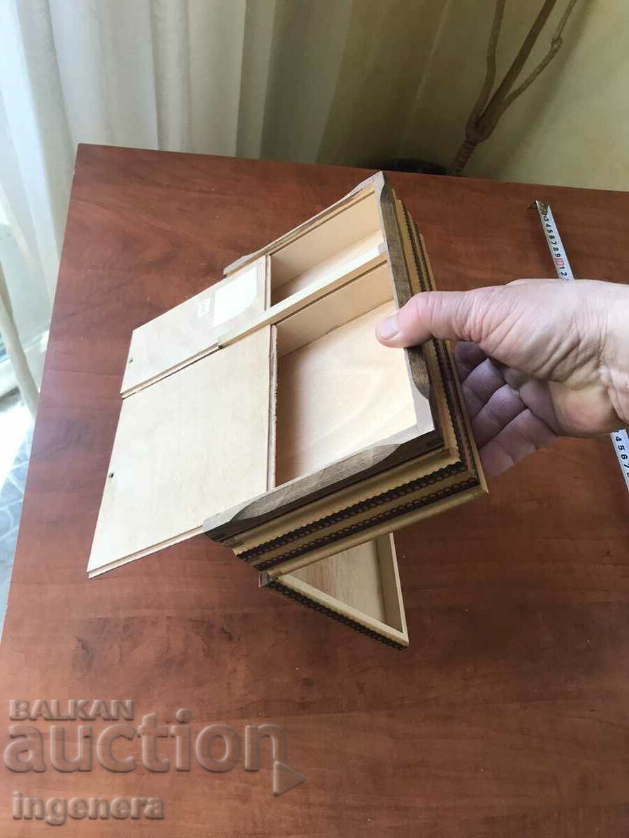 Auction BOX WOOD PYROGRAPH DRAWING ANTIQUE FROM SOCA MOSTRA Auction BOX WOOD PYROGRAPH DRAWING ANTIQUE FROM SOCA MOSTRA