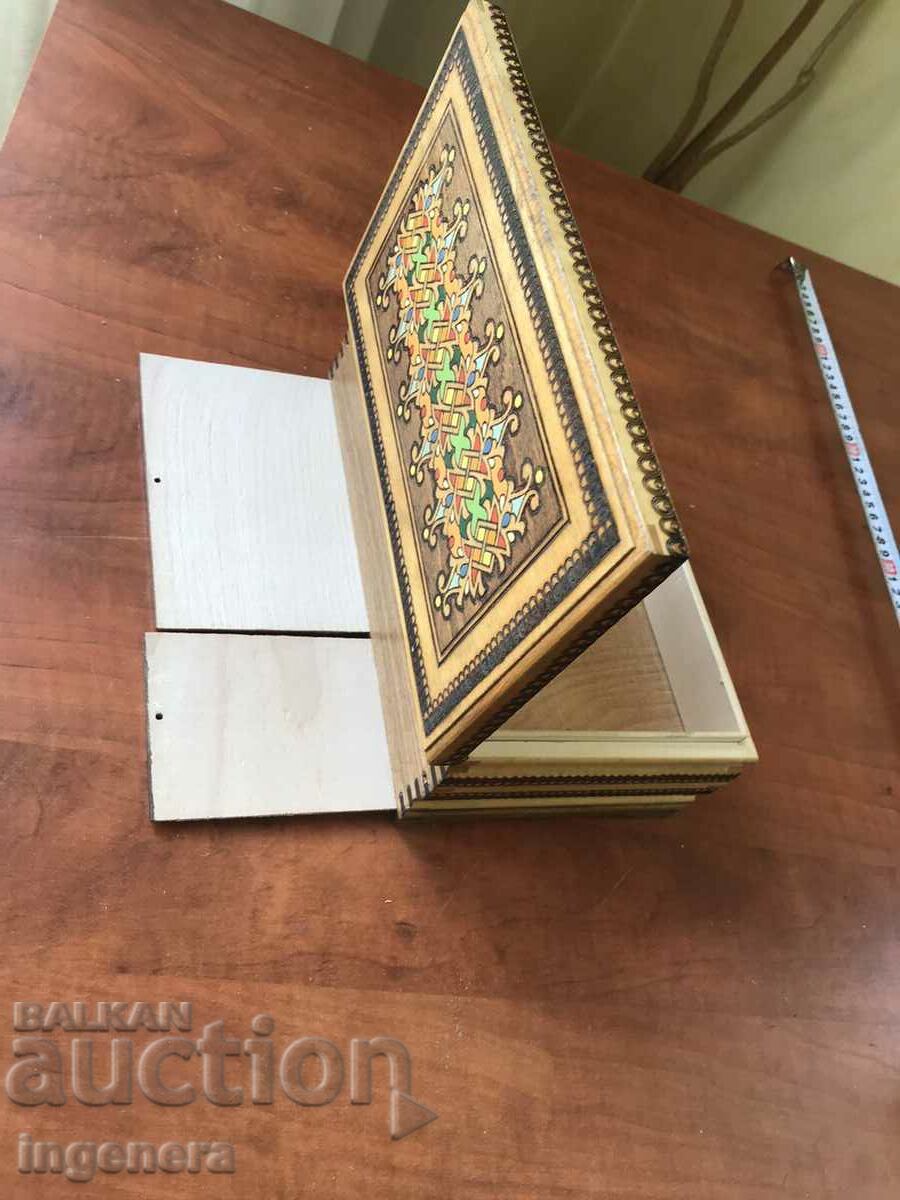 BOX WOOD PYROGRAPH DRAWING ANTIQUE FROM SOCA MOSTRA - 6 BOX WOOD PYROGRAPH DRAWING ANTIQUE FROM SOCA MOSTRA - 6