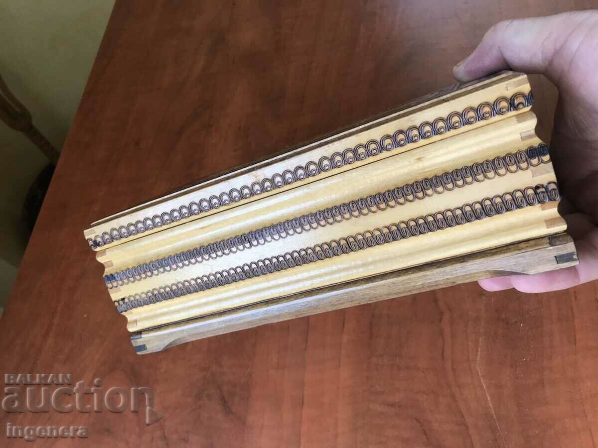 BOX WOOD PYROGRAPH DRAWING ANTIQUE FROM SOCA MOSTRA - 7 BOX WOOD PYROGRAPH DRAWING ANTIQUE FROM SOCA MOSTRA - 7