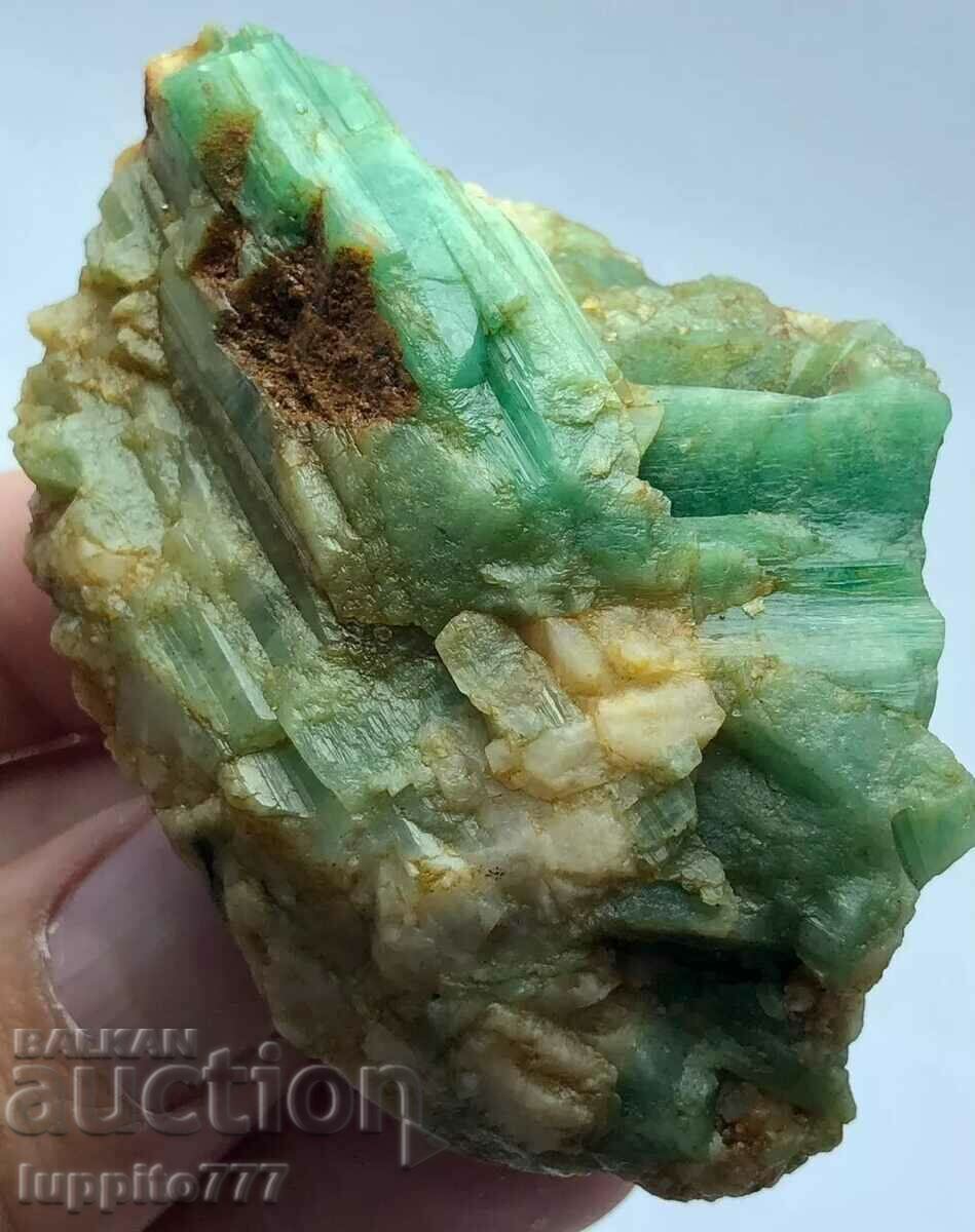 415 carat emerald emerald beryl on matrix unique with price 265.00 BGN | € 135.49