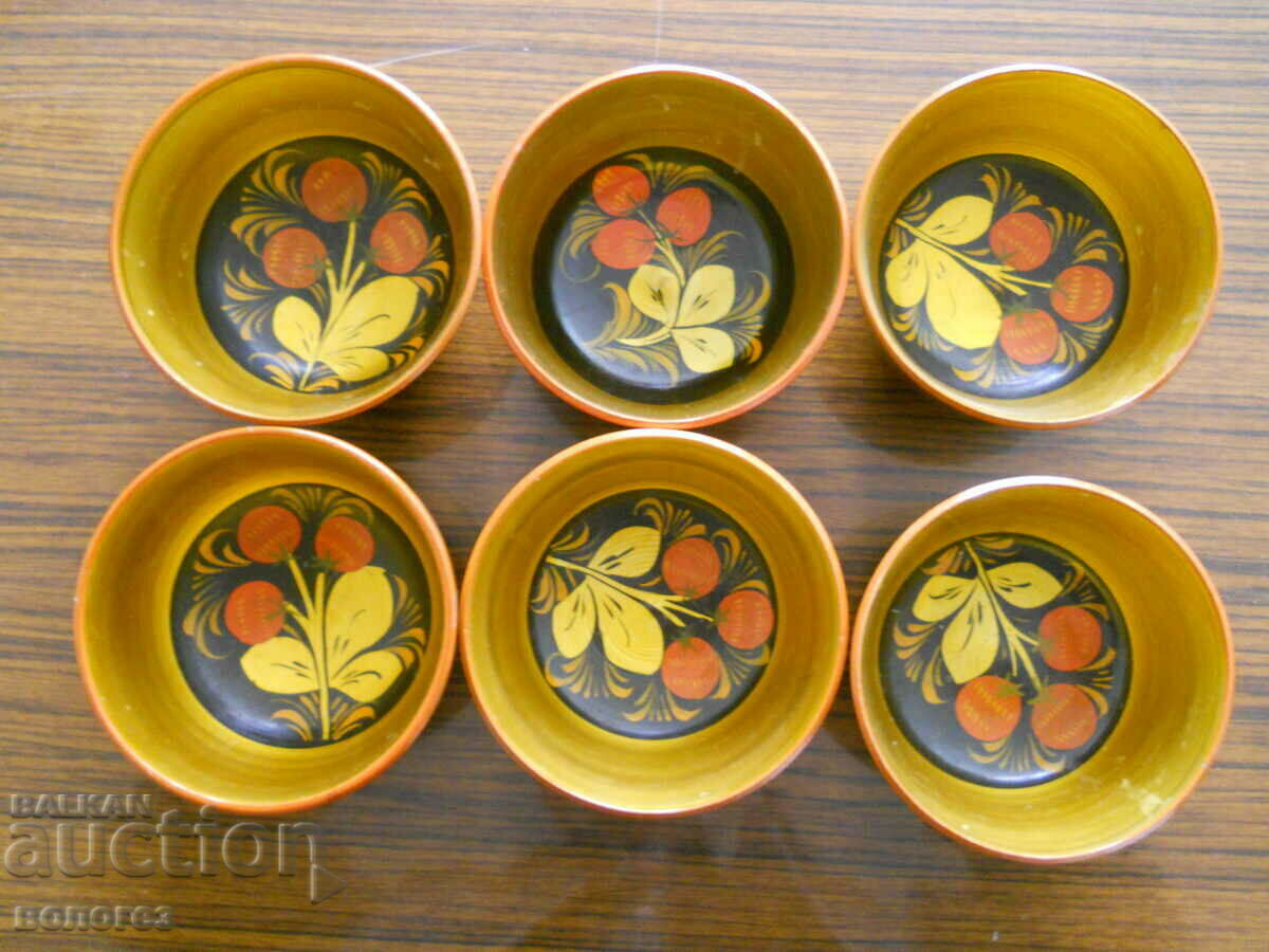 Set of wooden bowls "Khokhloma" - USSR (hand painted)