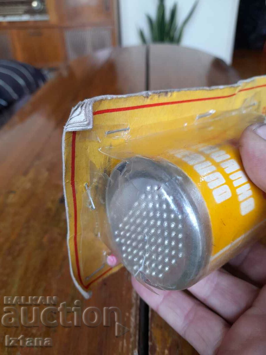 Delivery of Old glue for car upholstery, panels Delivery of Old glue for car upholstery, panels