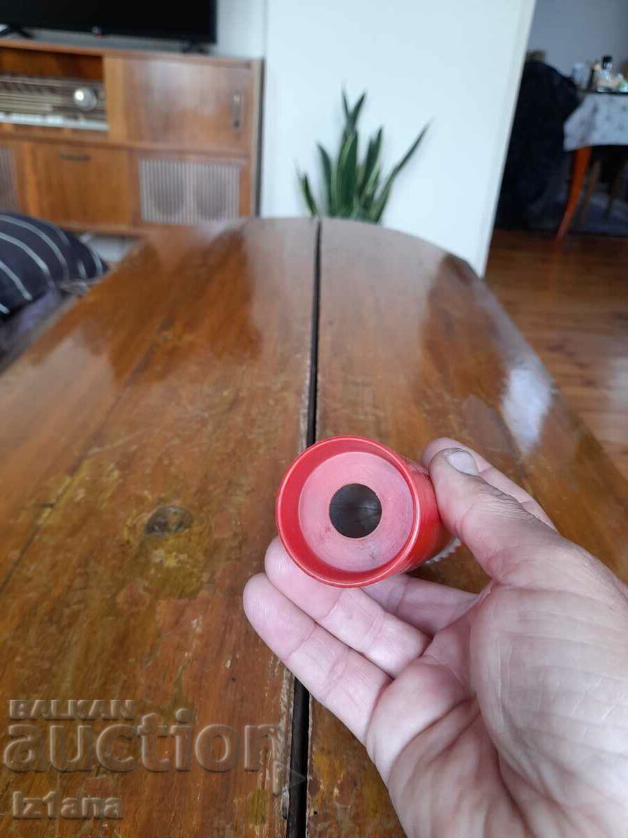 Delivery of Old children's toy Kaleidoscope