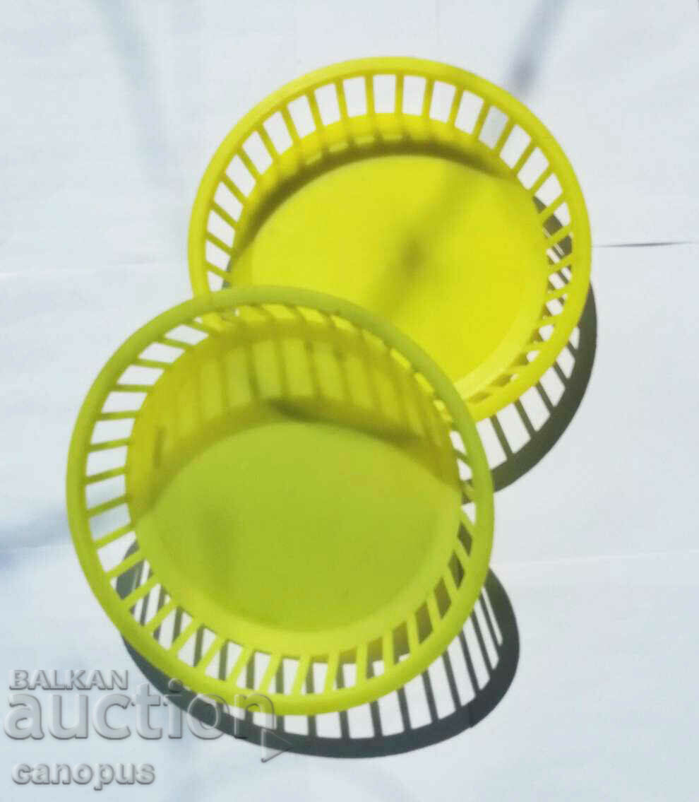 Old Fruit Bowl - Plastic Bowl - Yellow Panitsa