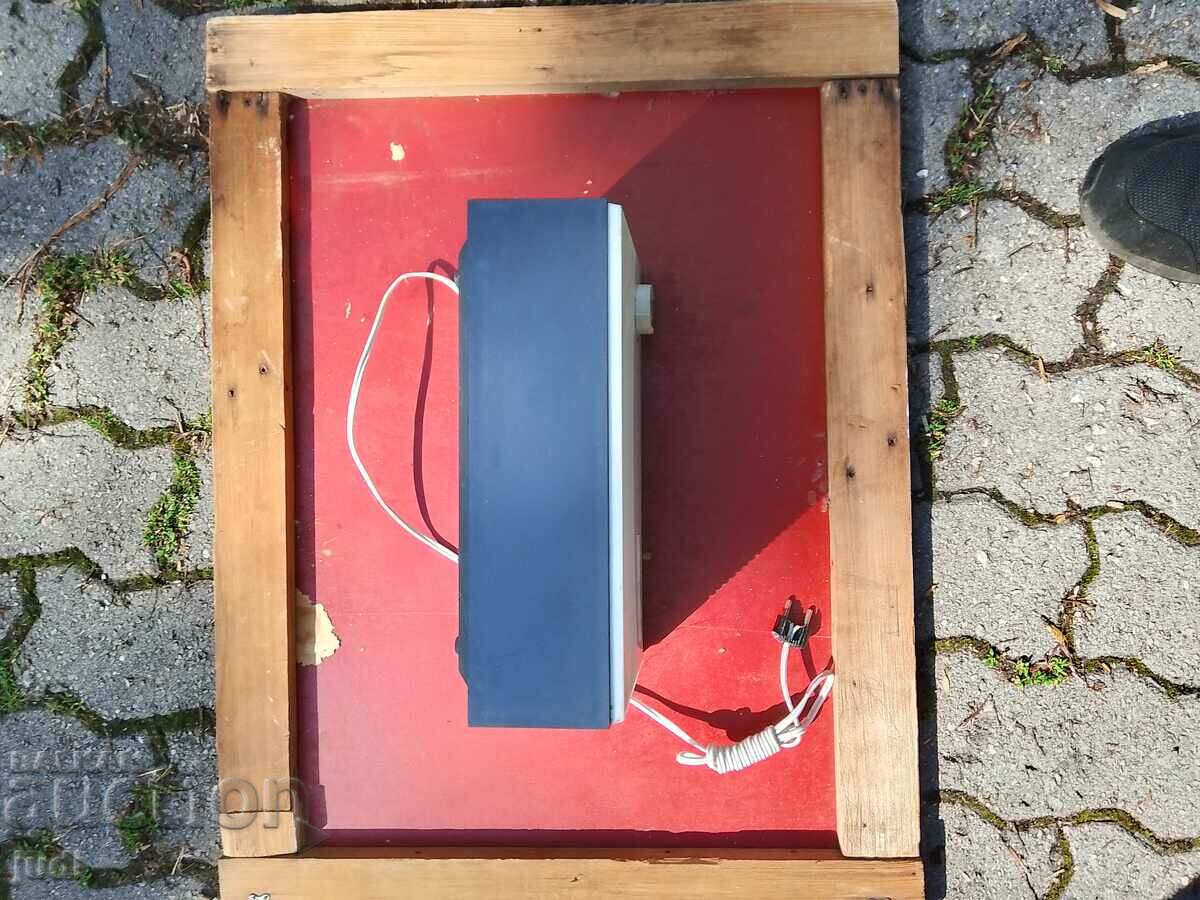 Auction  Social radio point