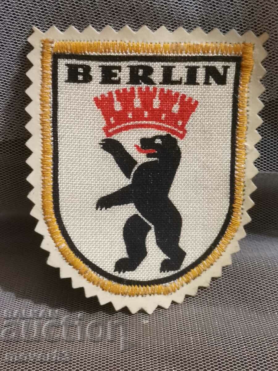 Έμβλημα/σφραγίδα "Berlin". Υφασμα. Η δεκαετία του '70