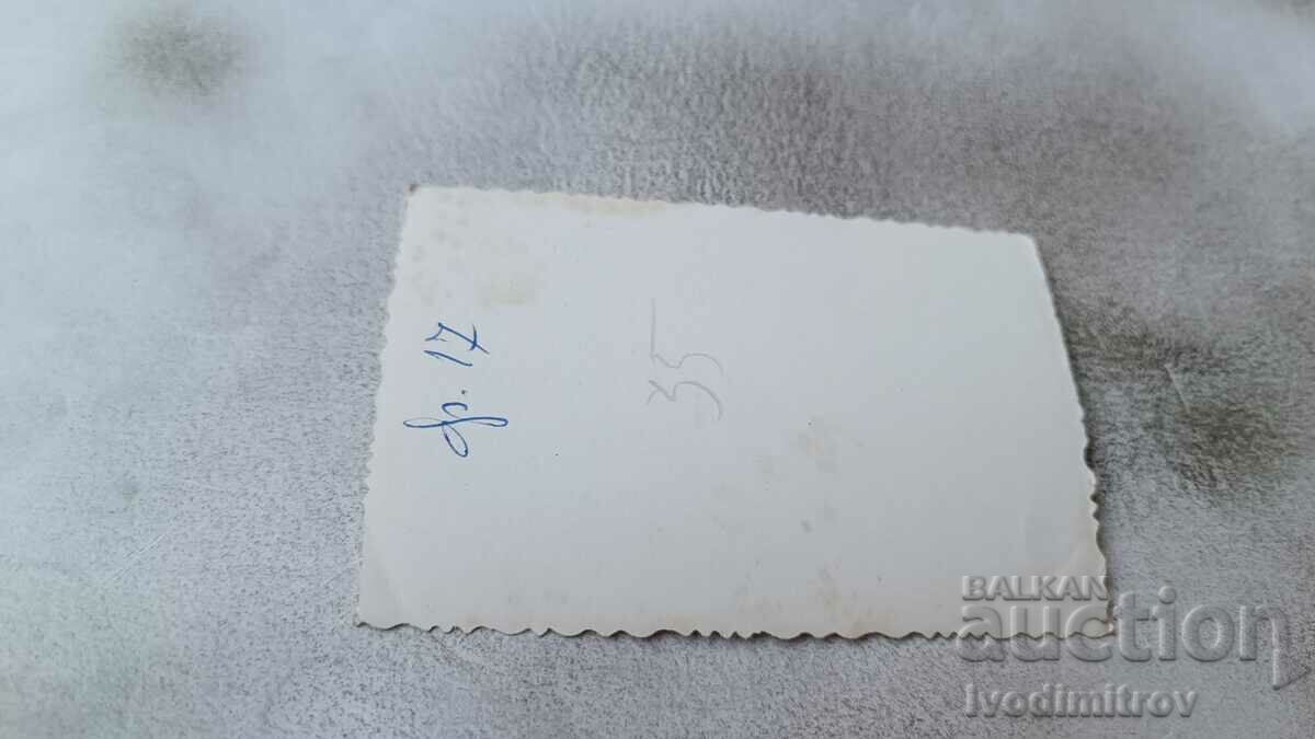 Photo Pearling a pig with price 1.75 BGN | € 0.89 Photo Pearling a pig with price 1.75 BGN | € 0.89