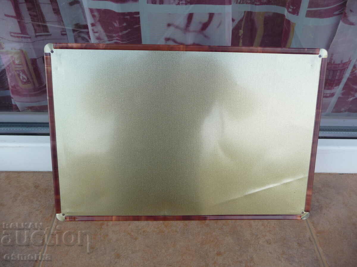 Аукцион Метална табела послание надпис Любов Love цветя и рози Аукцион Метална табела послание надпис Любов Love цветя и рози