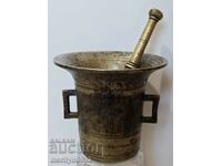 Mortar vechi de bronz și oală de mortar de pistil pentru bătut
