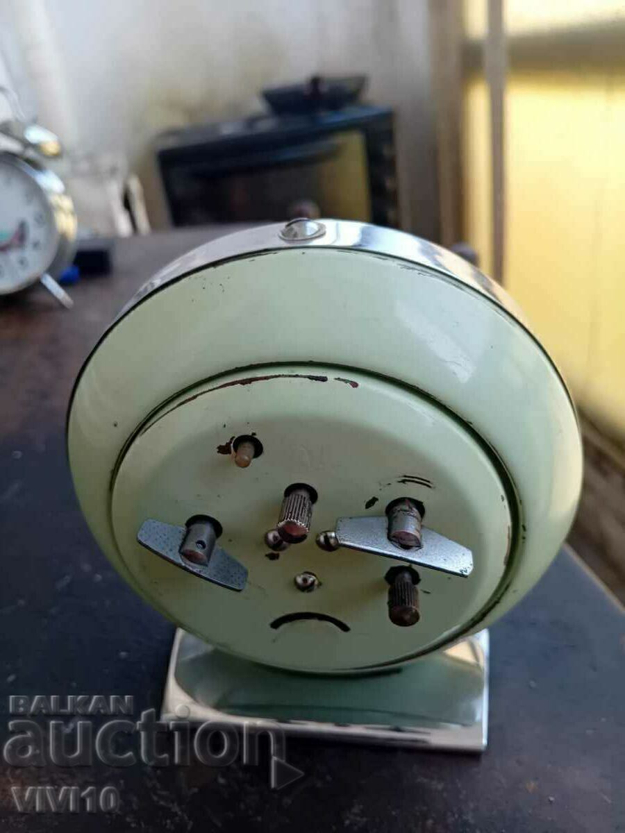 Chinese alarm clock. Animation with price 40.00 BGN | € 20.45 Chinese alarm clock. Animation with price 40.00 BGN | € 20.45