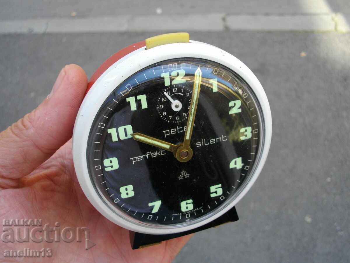 Delivery of PETER PERFEKT SILENT COLLECTIBLE ALARM CLOCK Delivery of PETER PERFEKT SILENT COLLECTIBLE ALARM CLOCK