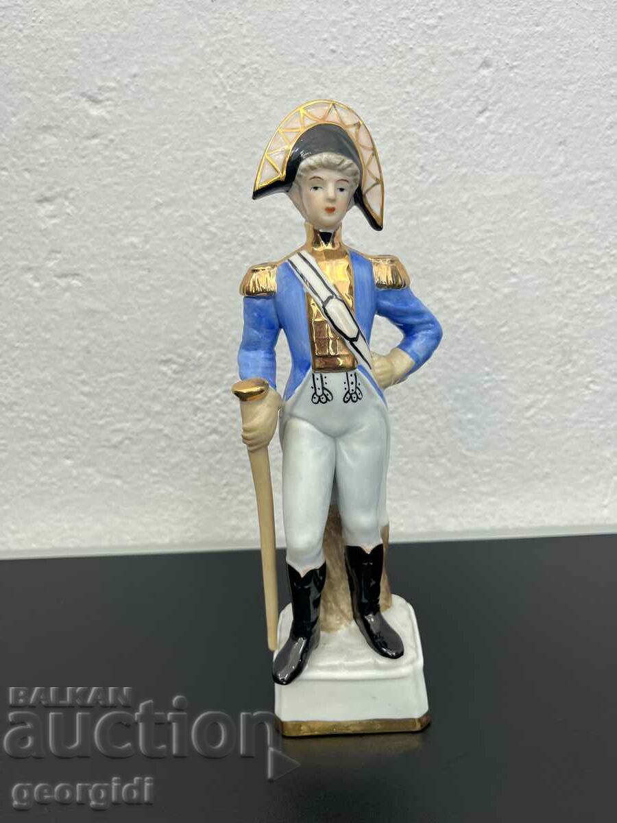 Френска порцеланова фигура на войник. №5490