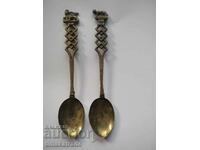 Lot of two collectible spoons