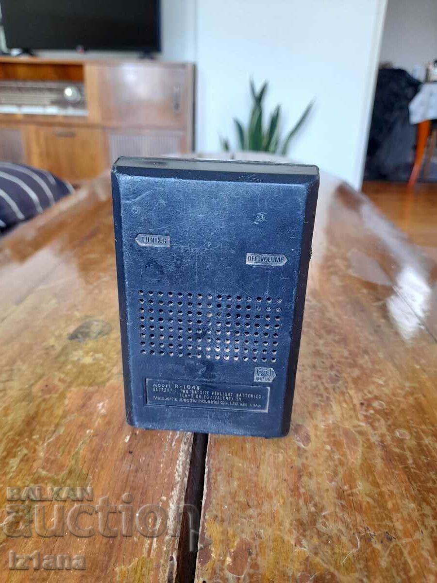Auction Old radio, NATIONAL PANASONIC radio receiver Auction Old radio, NATIONAL PANASONIC radio receiver