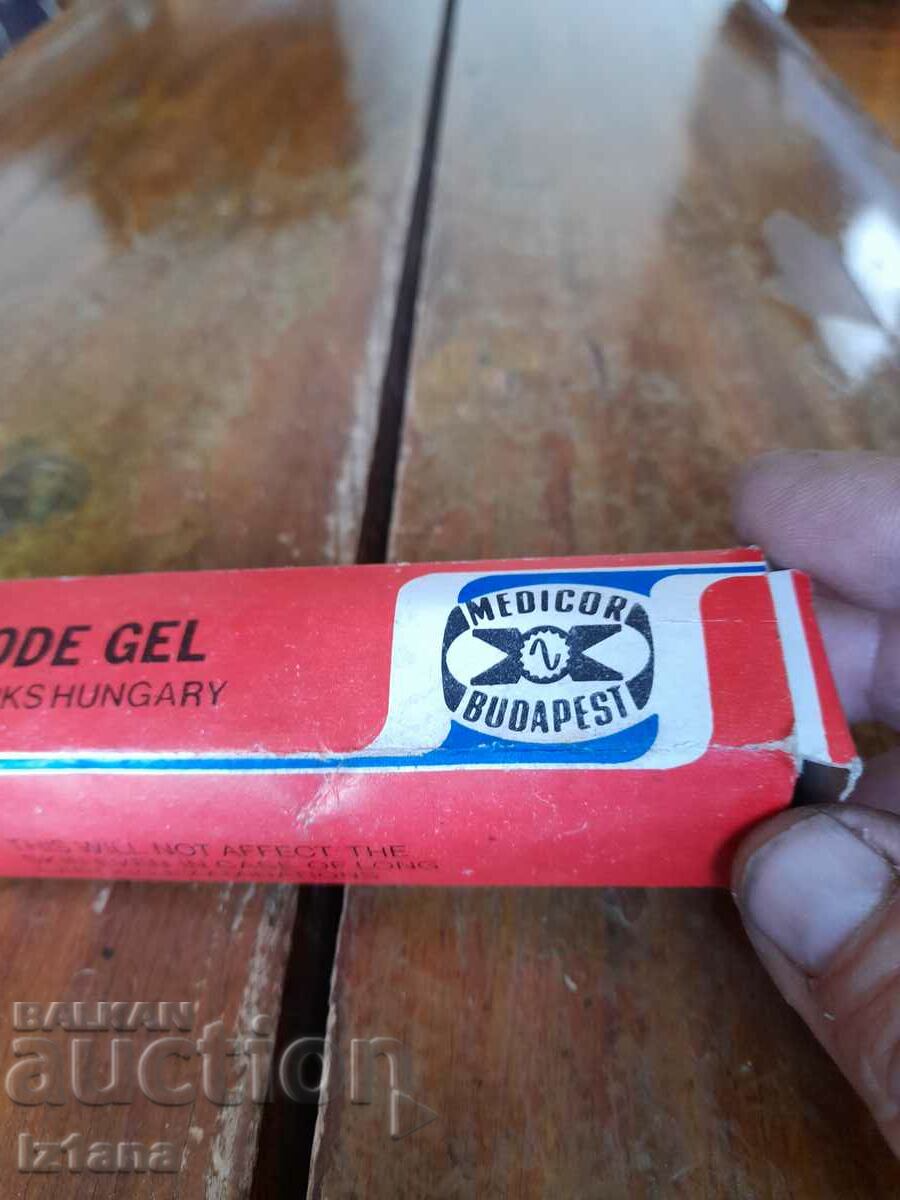 Auction  Star Gel for Medicor Electrodes