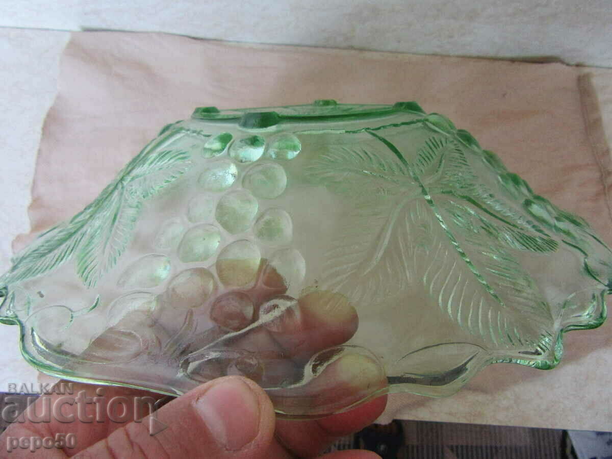 Παράδοση ΟΜΟΡΦΟ ΓΥΑΛΙΝΟ ΠΡΑΣΙΝΟ ΦΡΟΥΤΟ ΠΙΑΤΟ - EARLY SOC Παράδοση ΟΜΟΡΦΟ ΓΥΑΛΙΝΟ ΠΡΑΣΙΝΟ ΦΡΟΥΤΟ ΠΙΑΤΟ - EARLY SOC