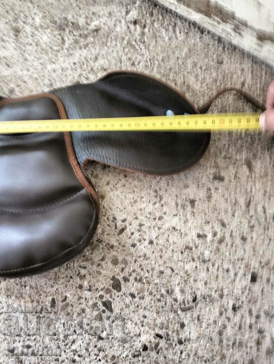 Leather riding guard with price 49.99 BGN | € 25.56