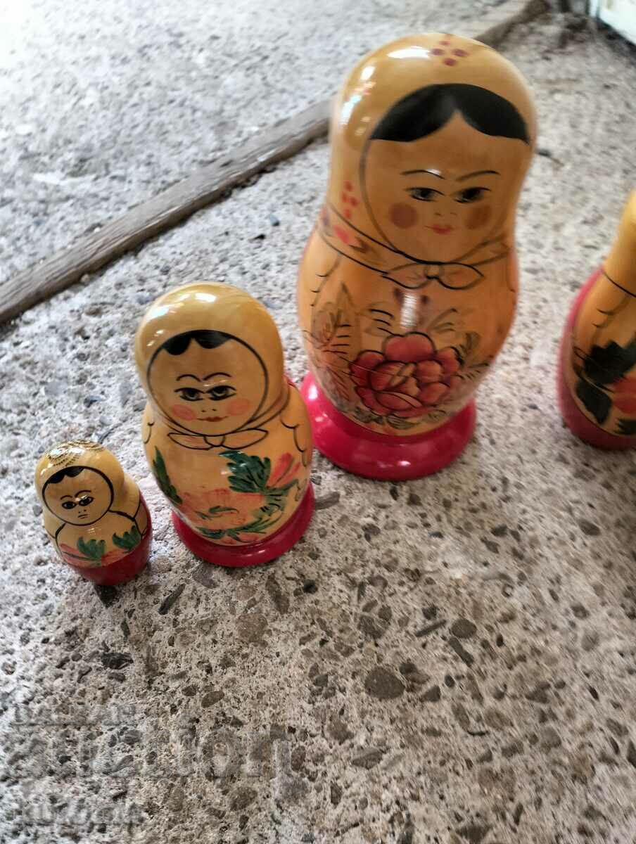 Delivery of Matryoshka dolls Delivery of Matryoshka dolls