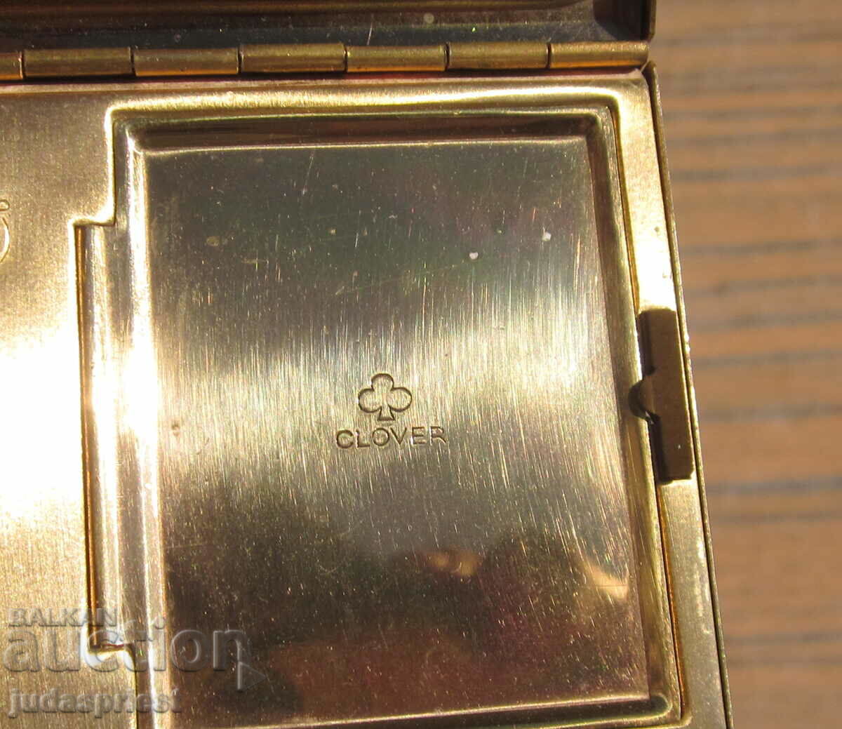 clover old Japanese gilt powder case with later music - 5 clover old Japanese gilt powder case with later music - 5