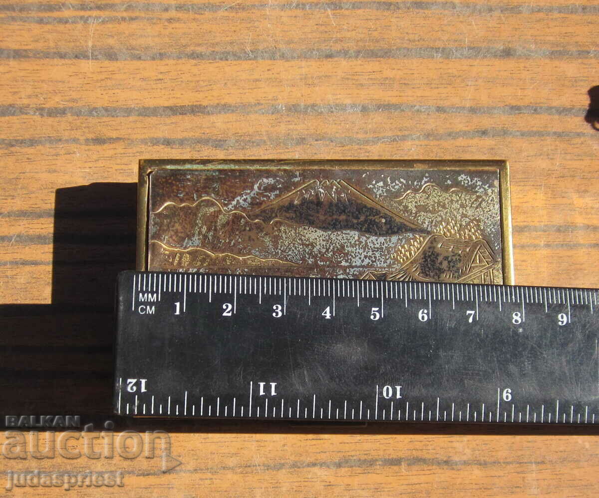 clover old Japanese gilt powder case with later music - 7 clover old Japanese gilt powder case with later music - 7