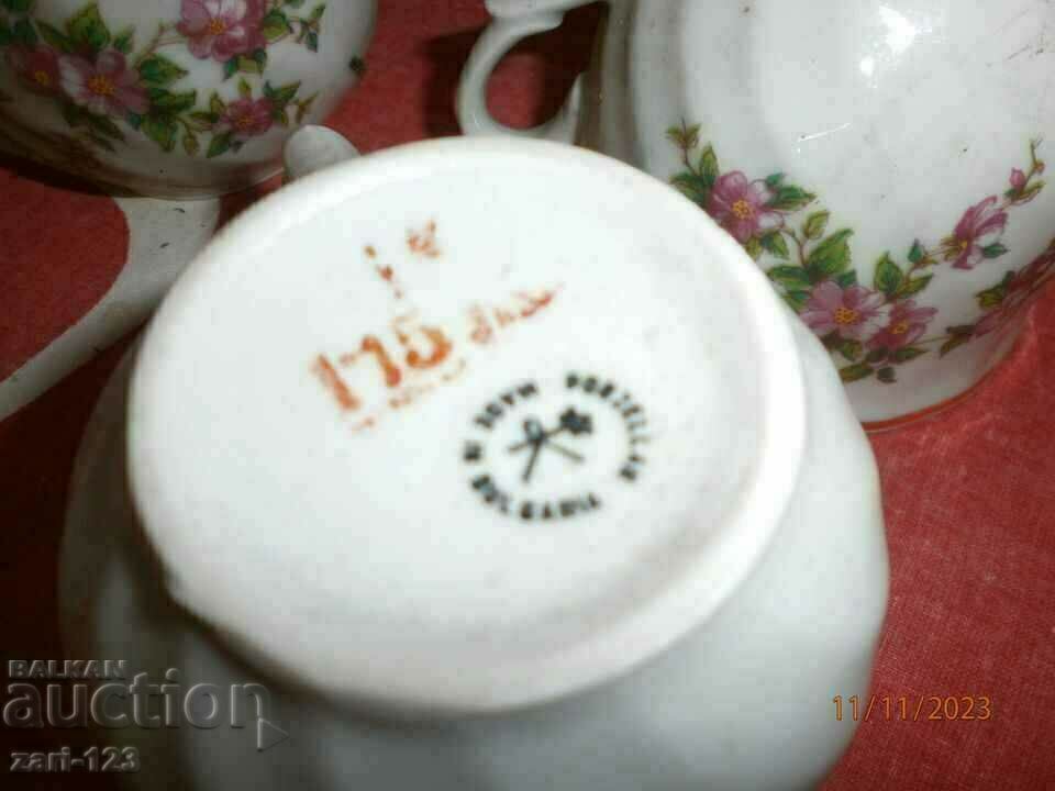 Porcelain service with price 125.00 BGN | € 63.91 Porcelain service with price 125.00 BGN | € 63.91