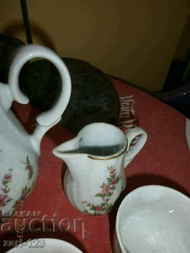 Porcelain service - 6 Porcelain service - 6