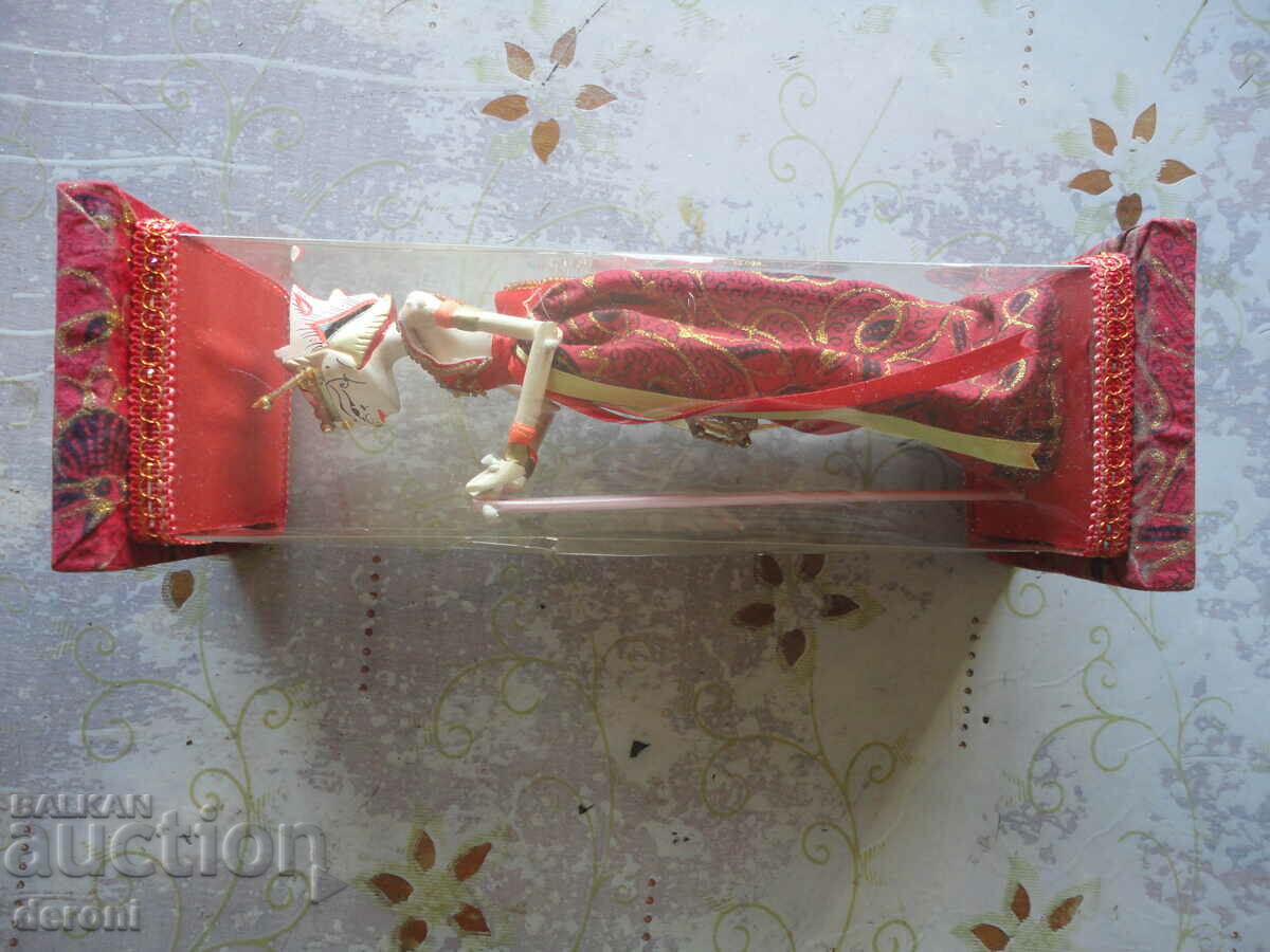 Vintage wooden doll in a box - 6 Vintage wooden doll in a box - 6